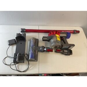 Dyson V8 Cordless Stick Vacuum Cleaner Preowned tested